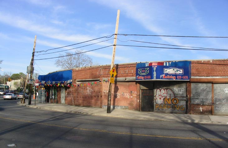 End of Vernon Boulevard Near Main Street, Astoria, Queens