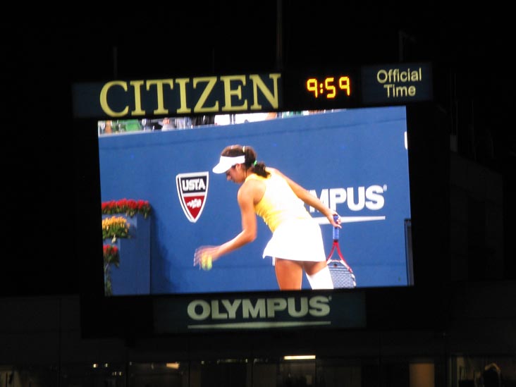 Jumbotron, Maria Sharapova vs. Christina McHale, US Open Night Session, Arthur Ashe Stadium, Flushing Meadows Corona Park, Queens, September 3, 2009