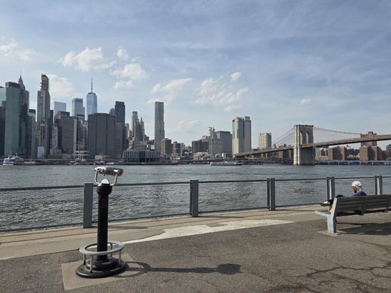 Brooklyn Bridge Park, Brooklyn, April 16, 2026, 4:06 p.m.